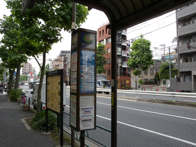 高速バス　バス停１_R.JPG